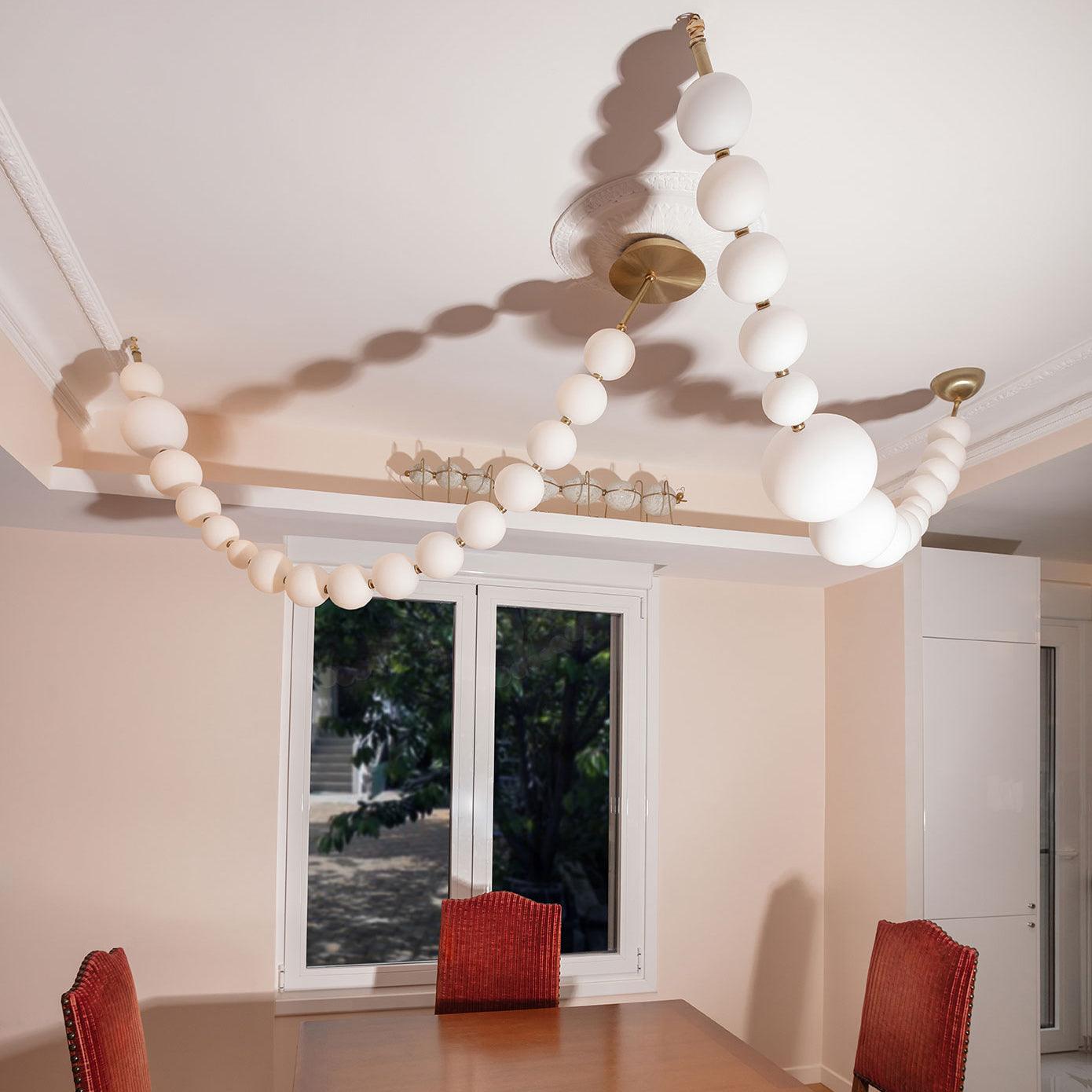 pearl-necklace-balls-chandelier-anzaz--89