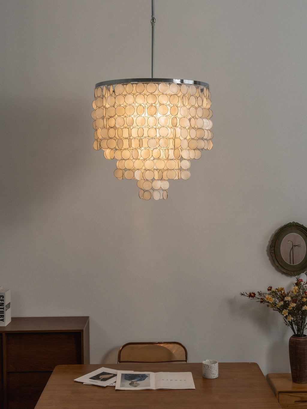 pearl-shell-chandelier-anzaz--8