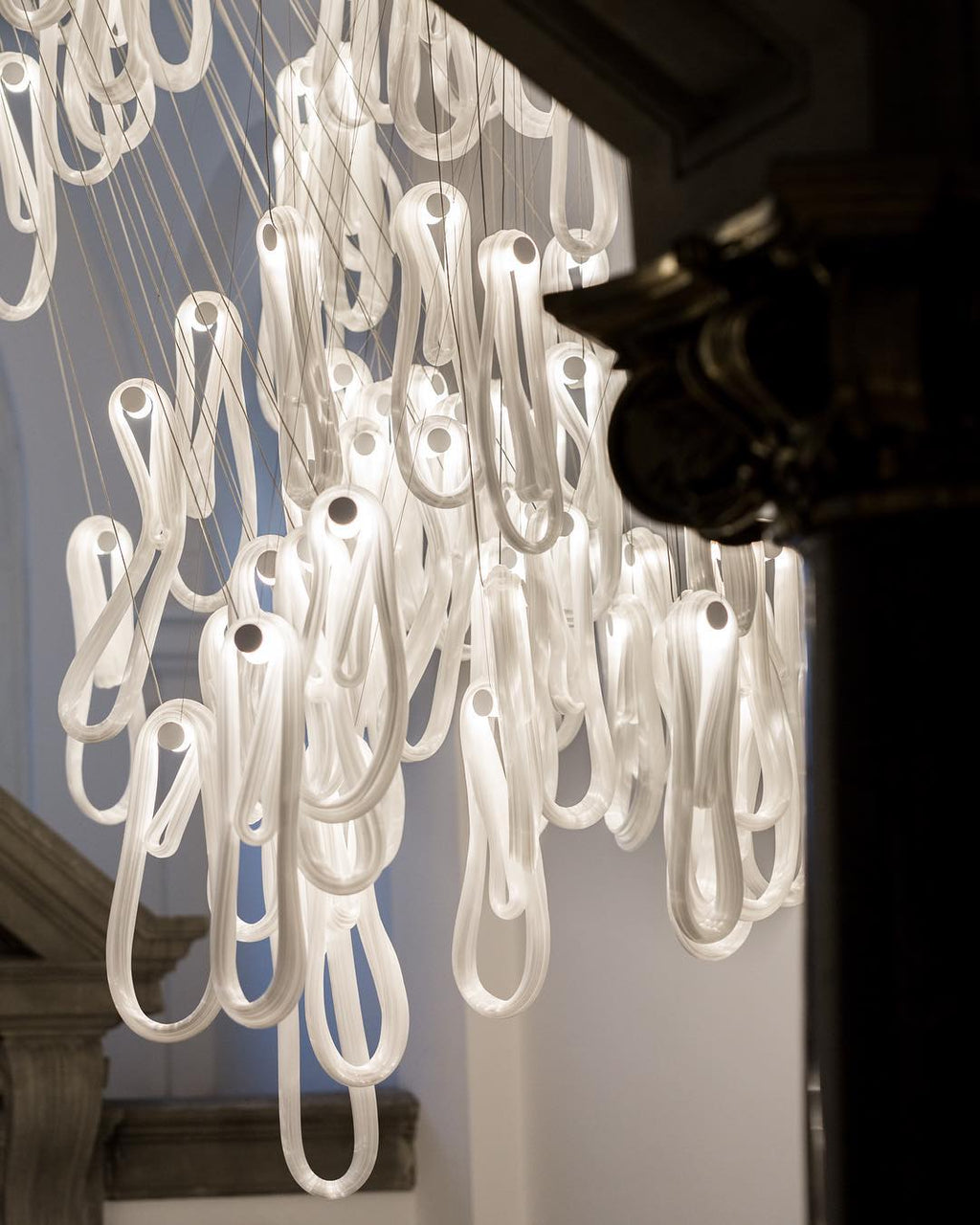 pearlescent-filament-chandelier-anzaz--20
