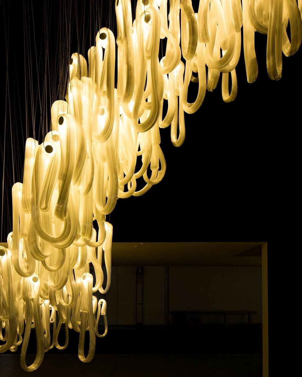 pearlescent-filament-chandelier-anzaz--21