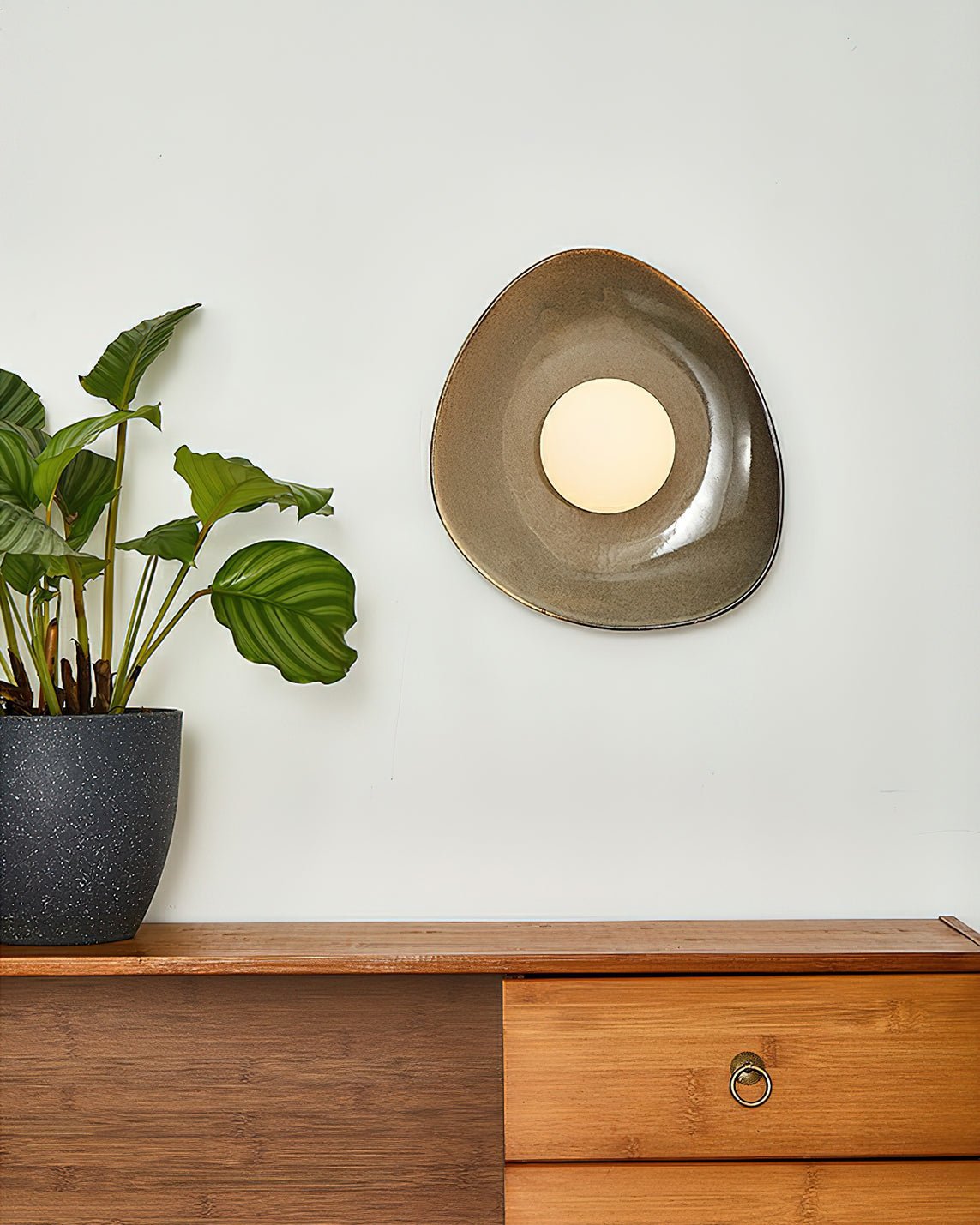 pebble-disc-wall-light-anzaz--6