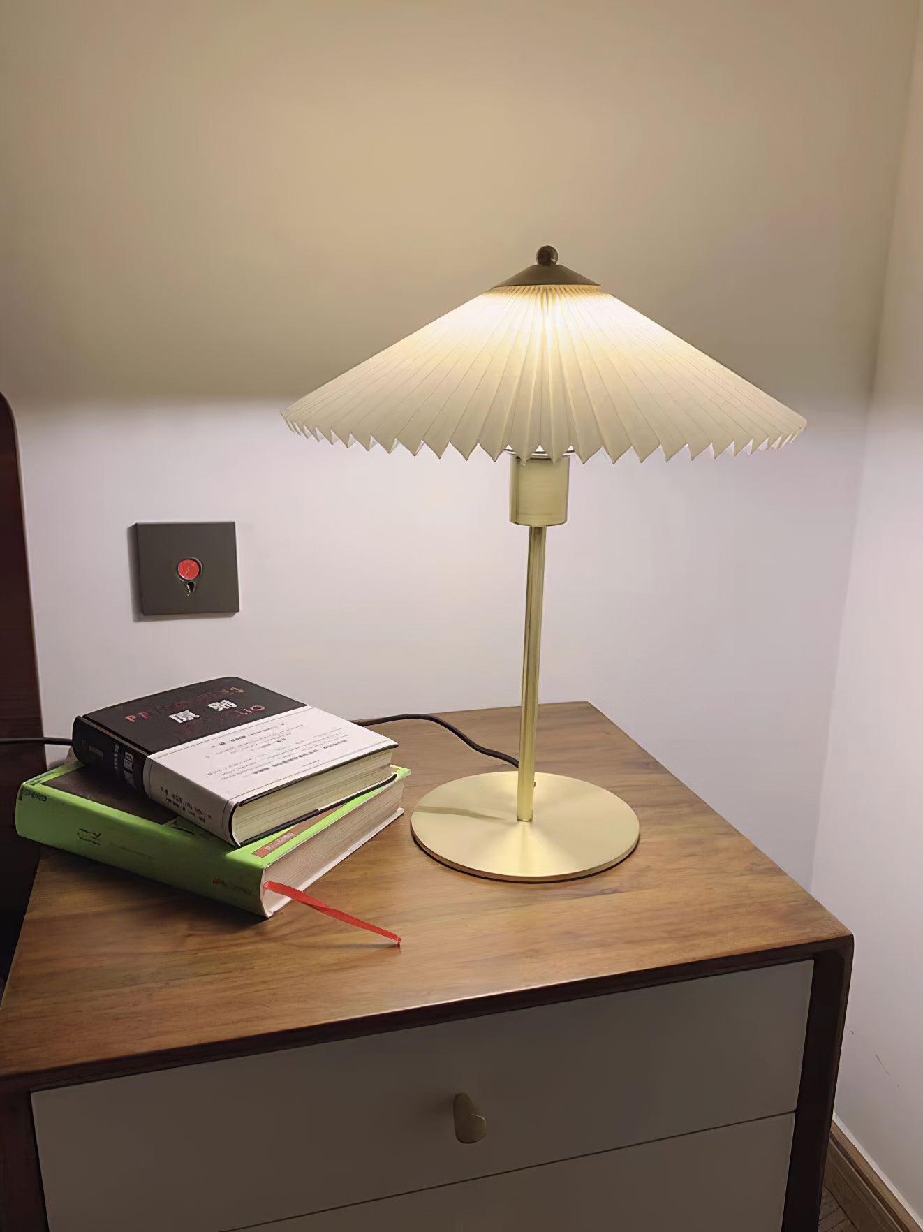 perla-pleated-table-lamp-anzaz--17
