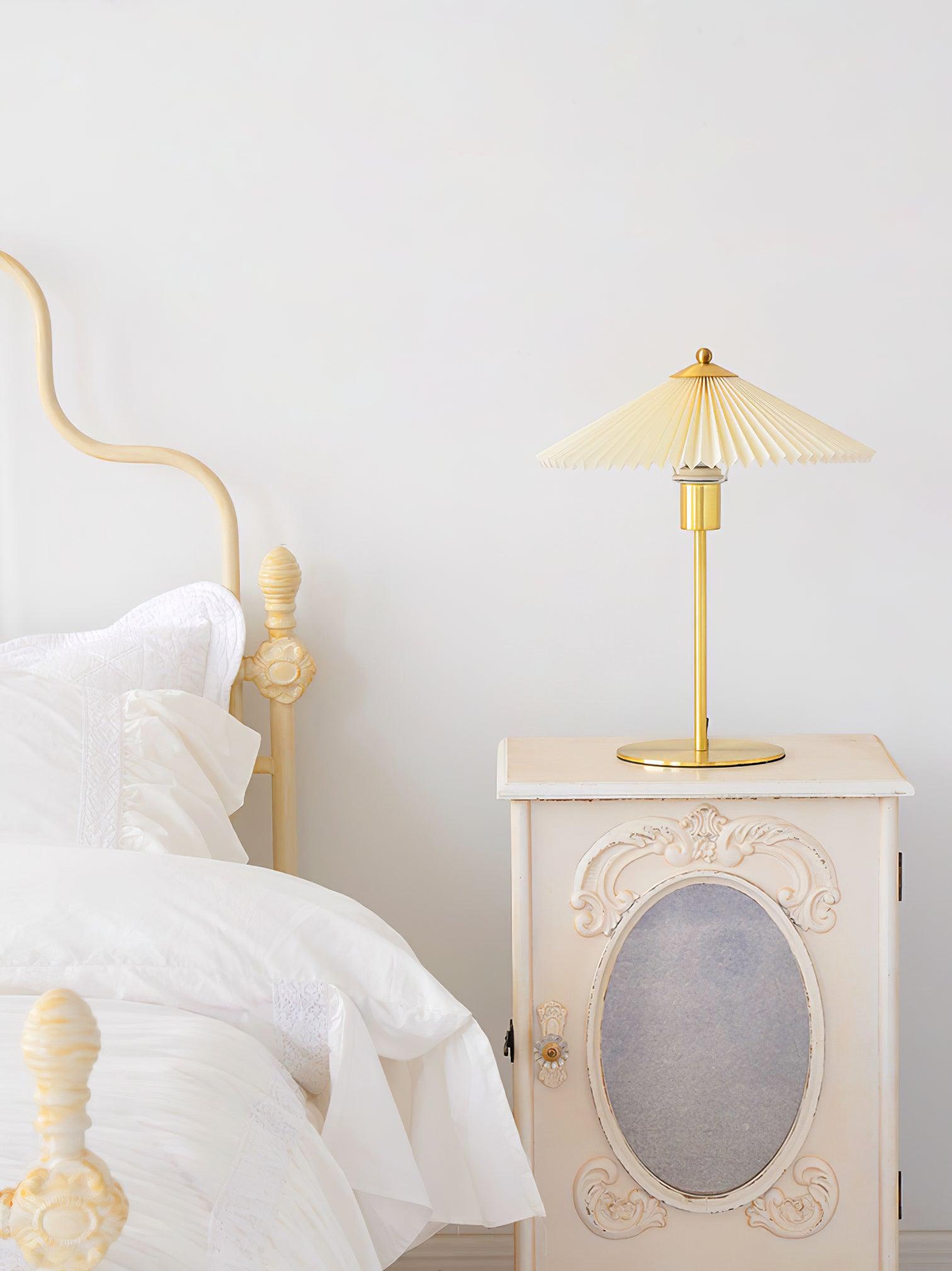 perla-pleated-table-lamp-anzaz--24