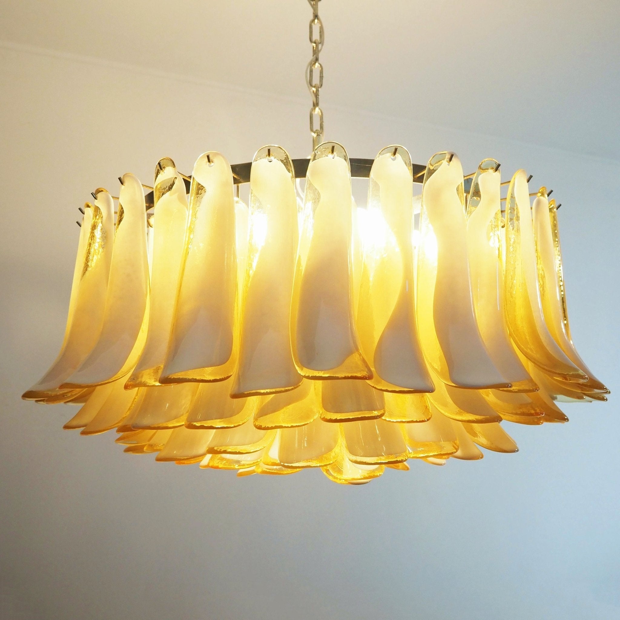 petal-amber-murano-glass-chandelier-anzaz--2