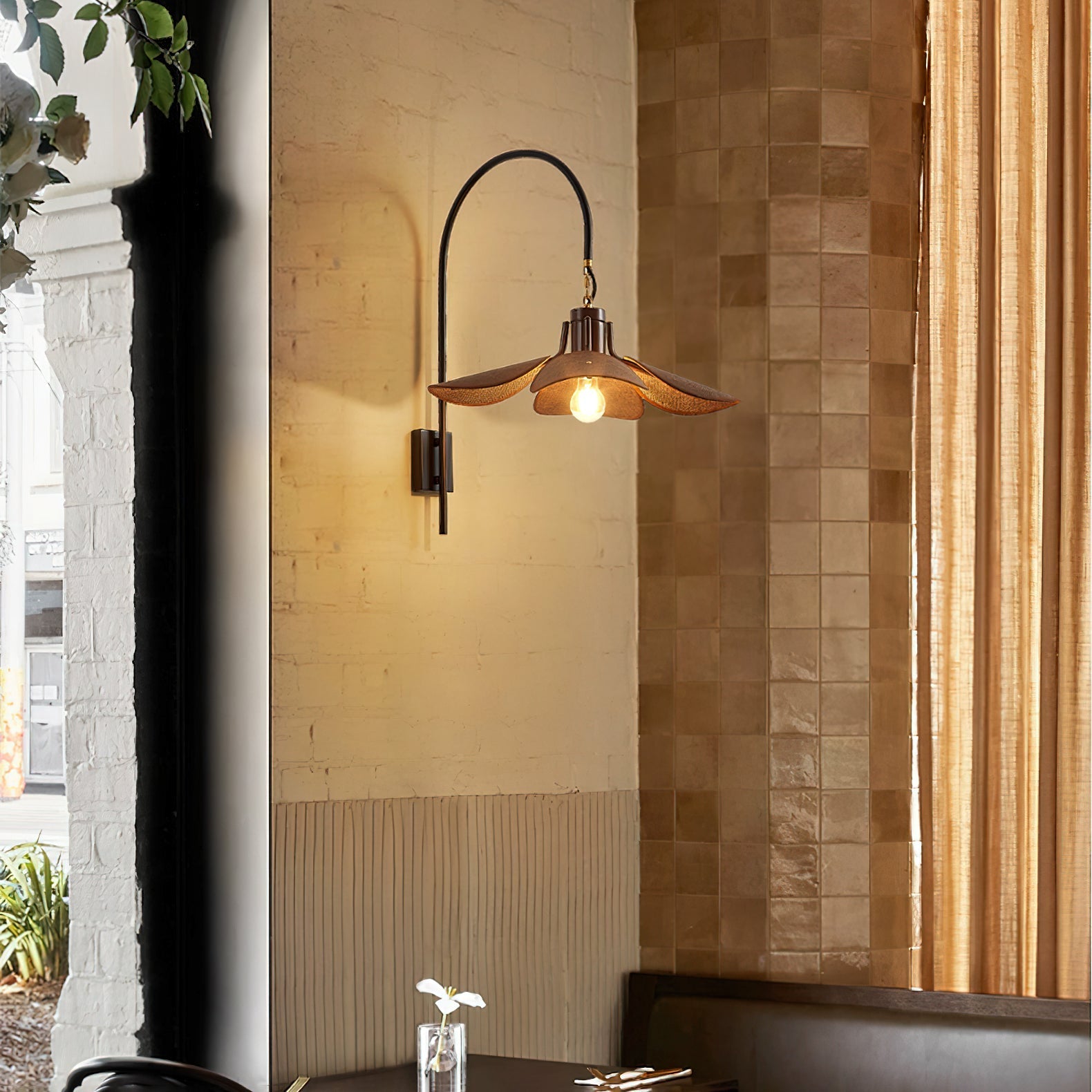 petal-bloom-wall-lamp-anzaz--12