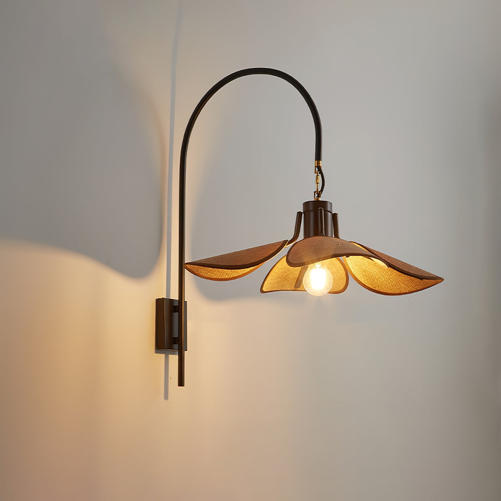 petal-bloom-wall-lamp-anzaz--14