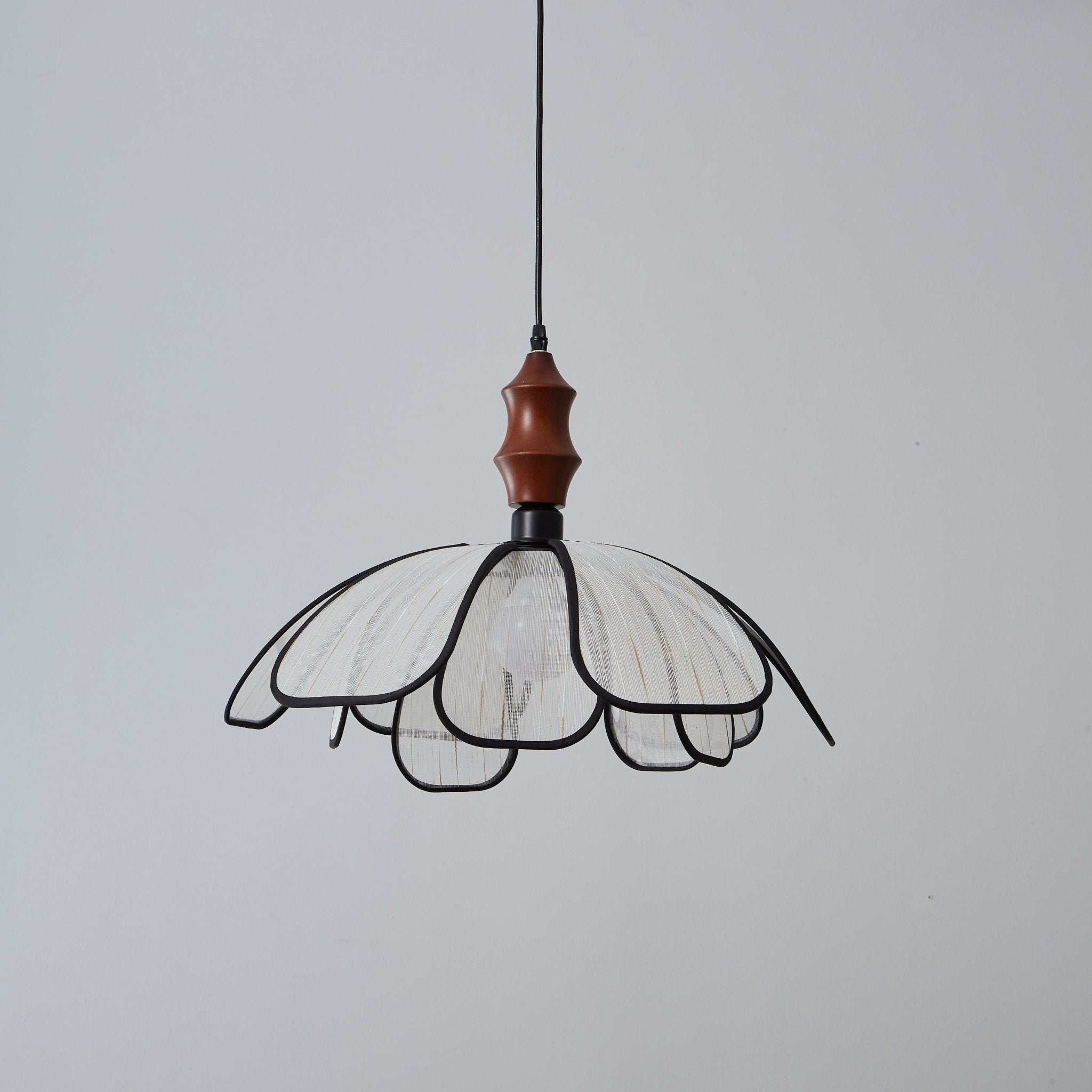 petaline-whisper-pendant-lamp-anzaz--10
