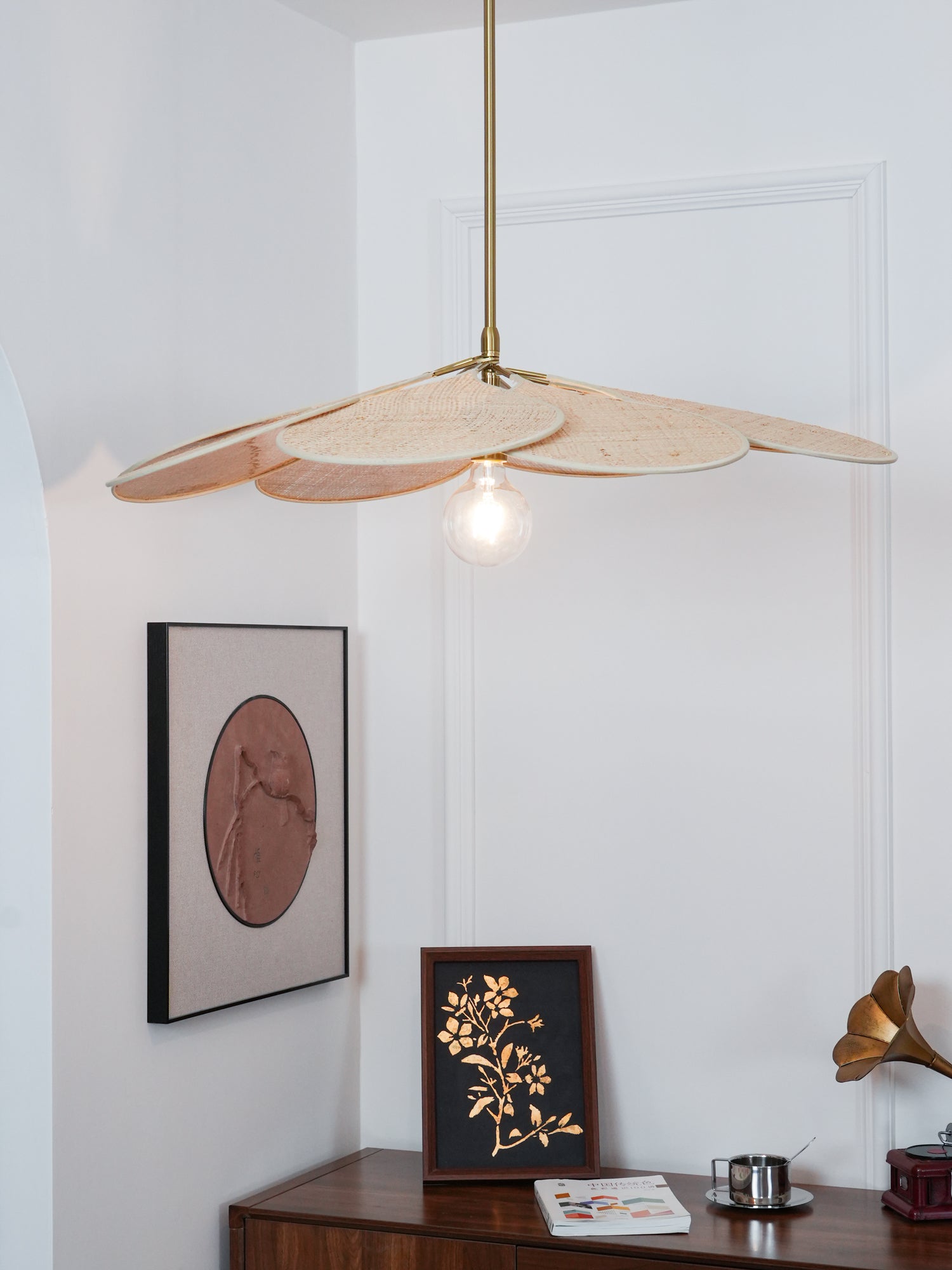 petals-bloom-rattan-pendant-lamp-anzaz--15