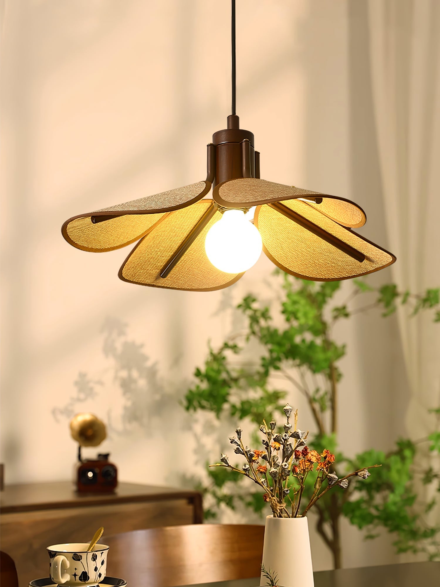 petal-bloom-pendant-light-anzaz--19