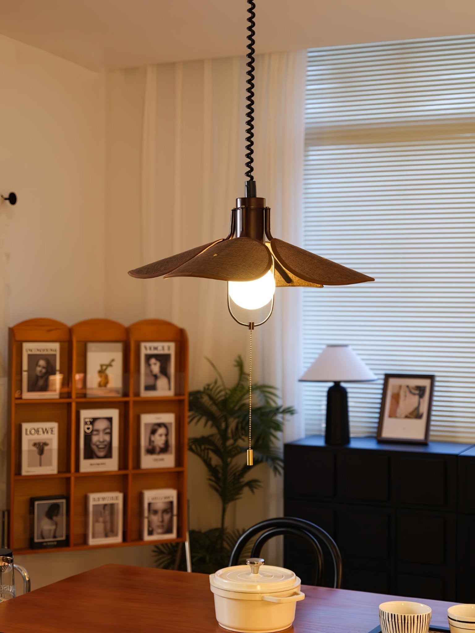 petal-bloom-pendant-light-anzaz--9