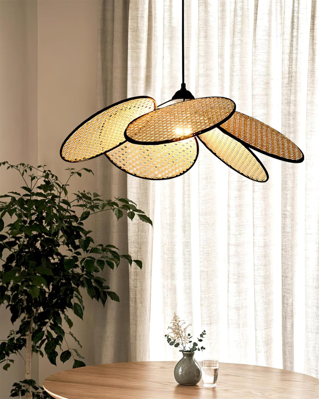 petals-rattan-pendant-lamp-anzaz--10