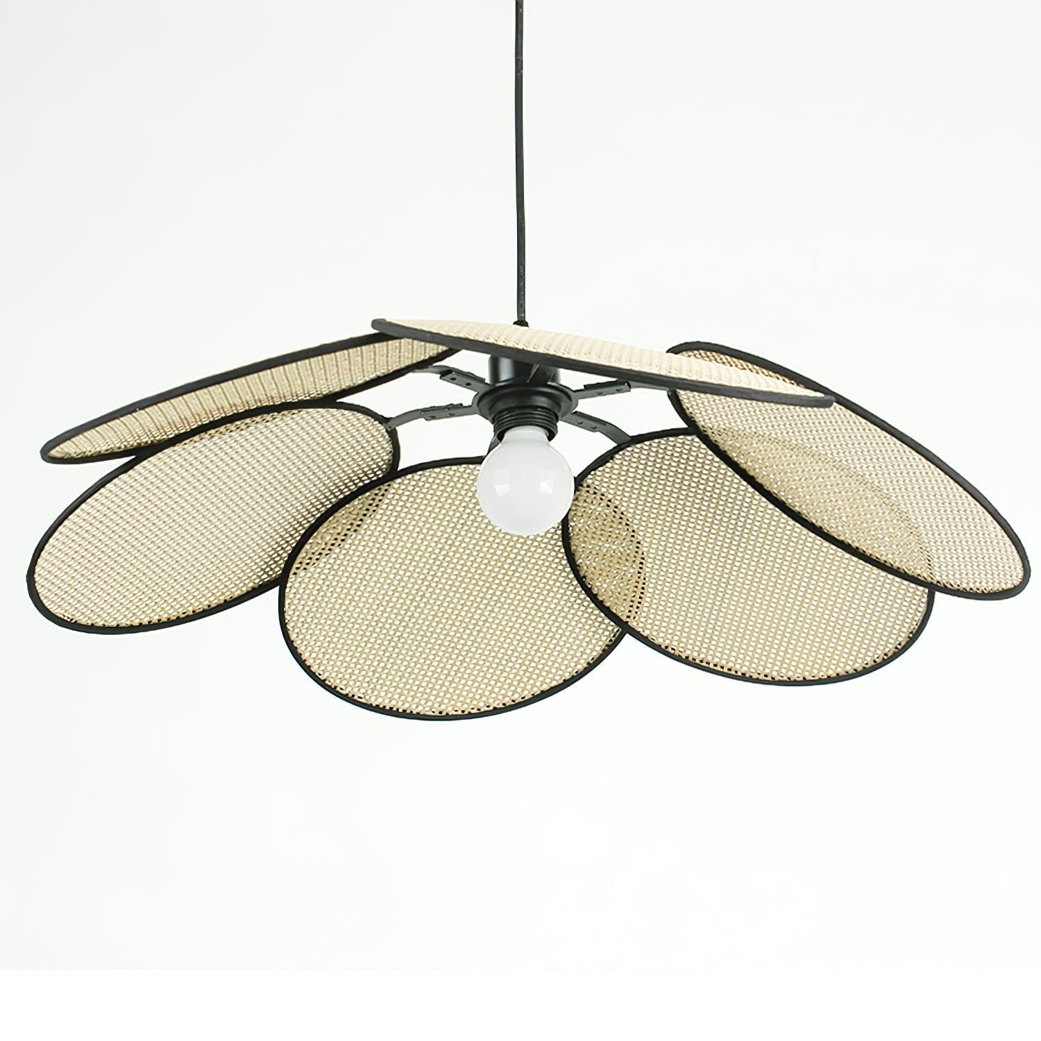 petals-rattan-pendant-lamp-anzaz--14