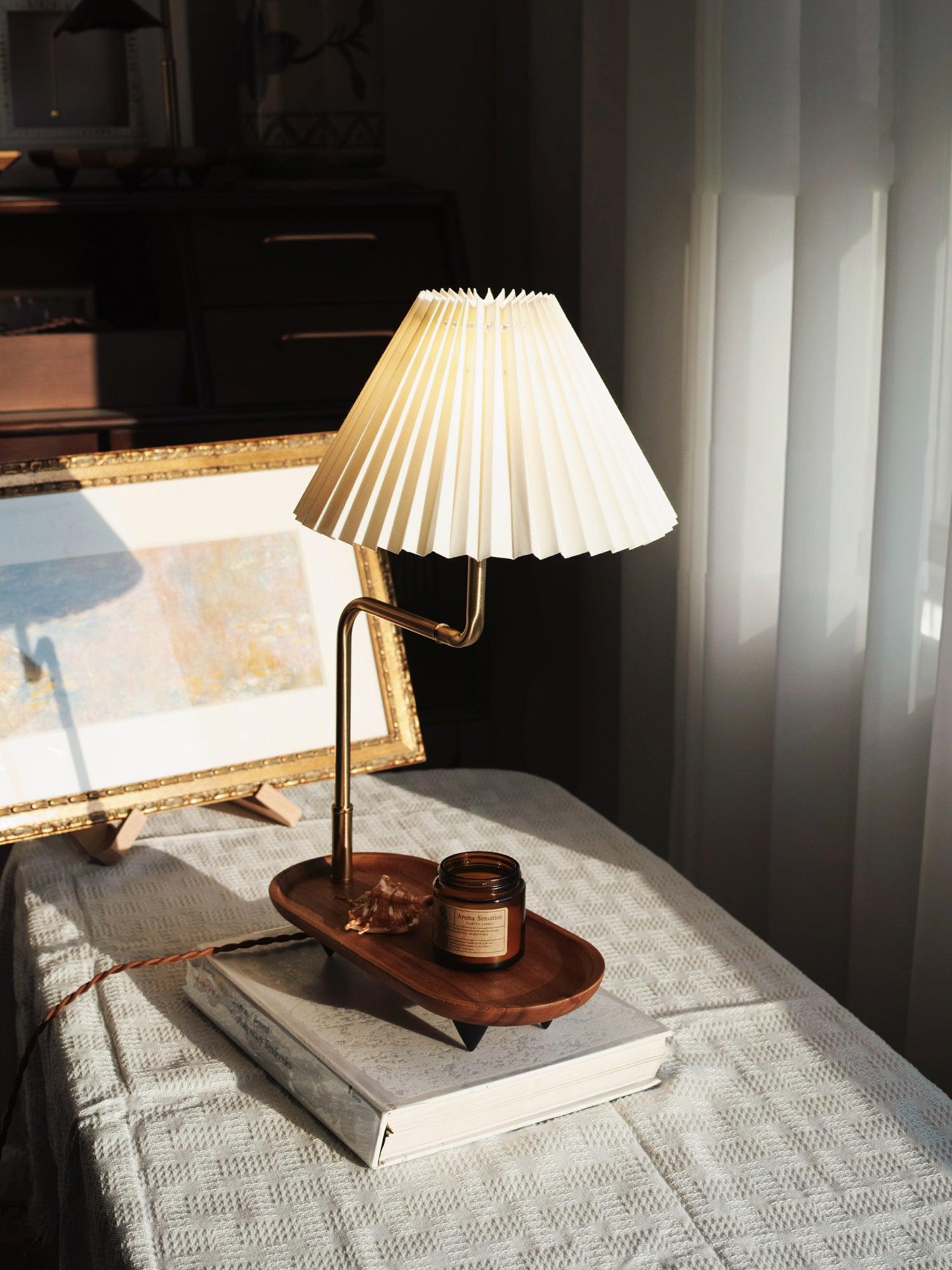 pia-tl-table-lamp-anzaz-Gold & White-11