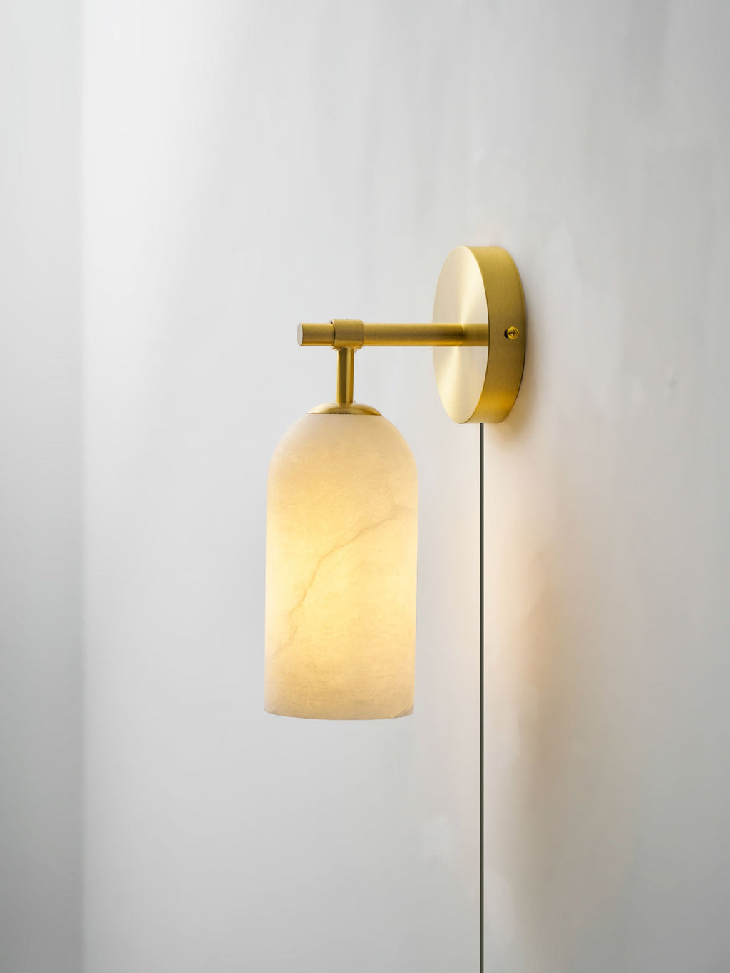 pillar-alabaster-plug-in-wall-sconce-anzaz--12