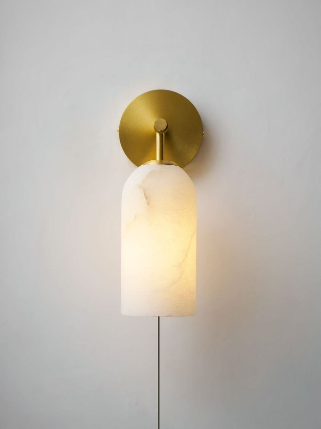 pillar-alabaster-plug-in-wall-sconce-anzaz--16