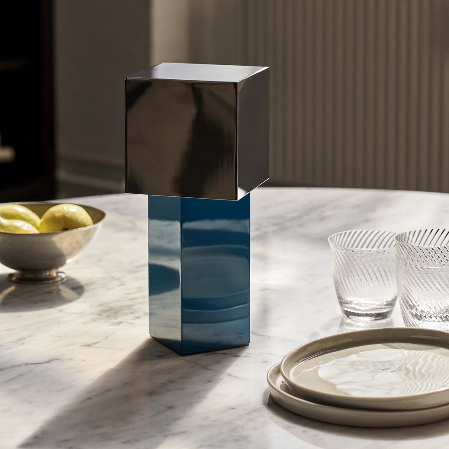 cubic-accent-portable-table-lamp-anzaz--26