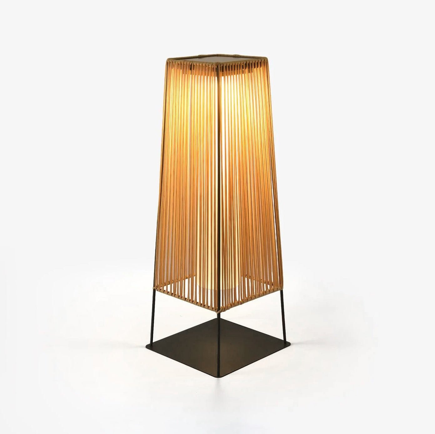 plastic-rattaplastic-rattan-outdoor-post-light-with-solar-panel-anzaz-Model A: Wired Version-1