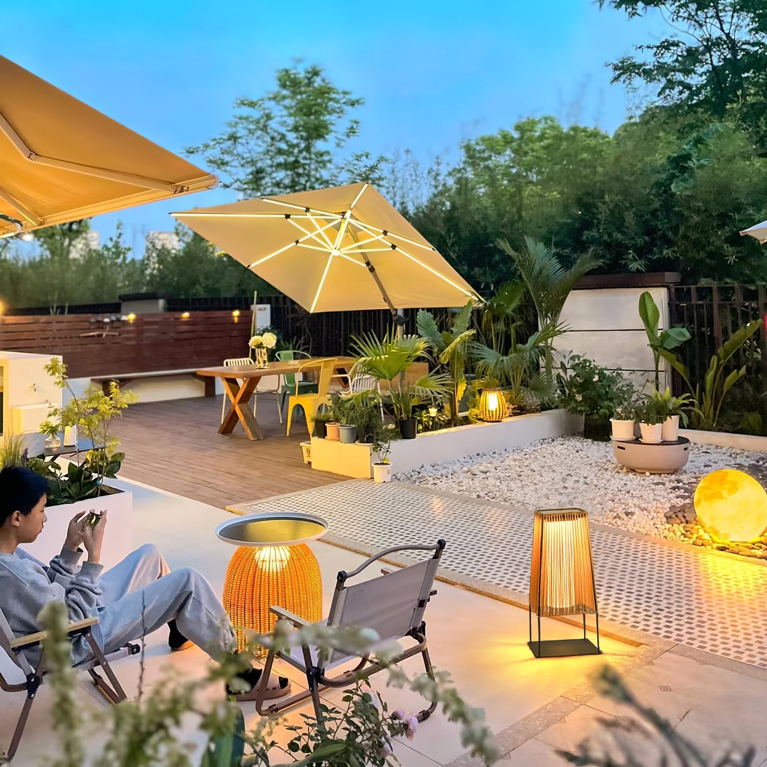 plastic-rattaplastic-rattan-outdoor-post-light-with-solar-panel-anzaz--39