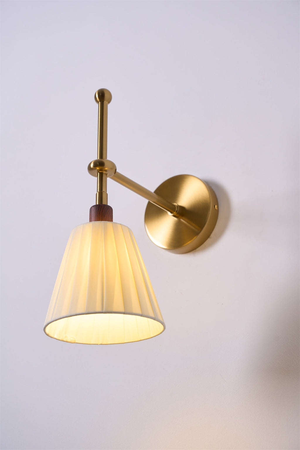 pleated-fabric-wall-lamp-anzaz--34