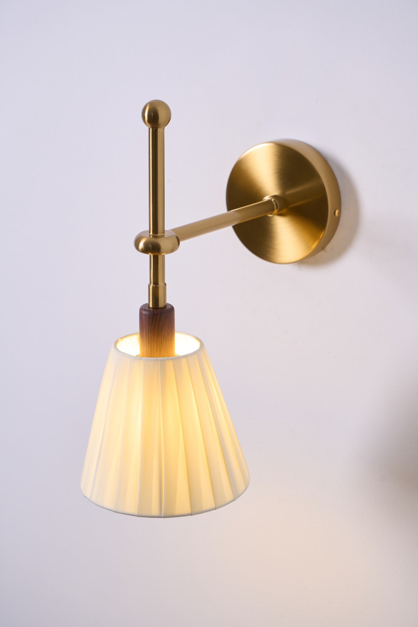 pleated-fabric-wall-lamp-anzaz--33