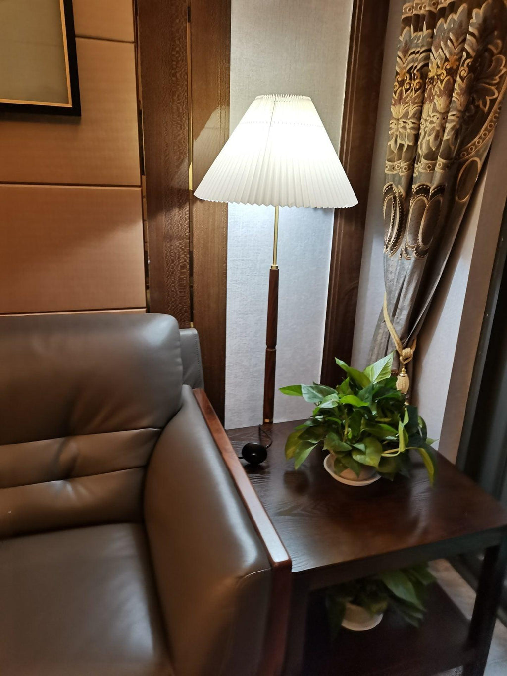 pleated-floor-lamp-anzaz--28