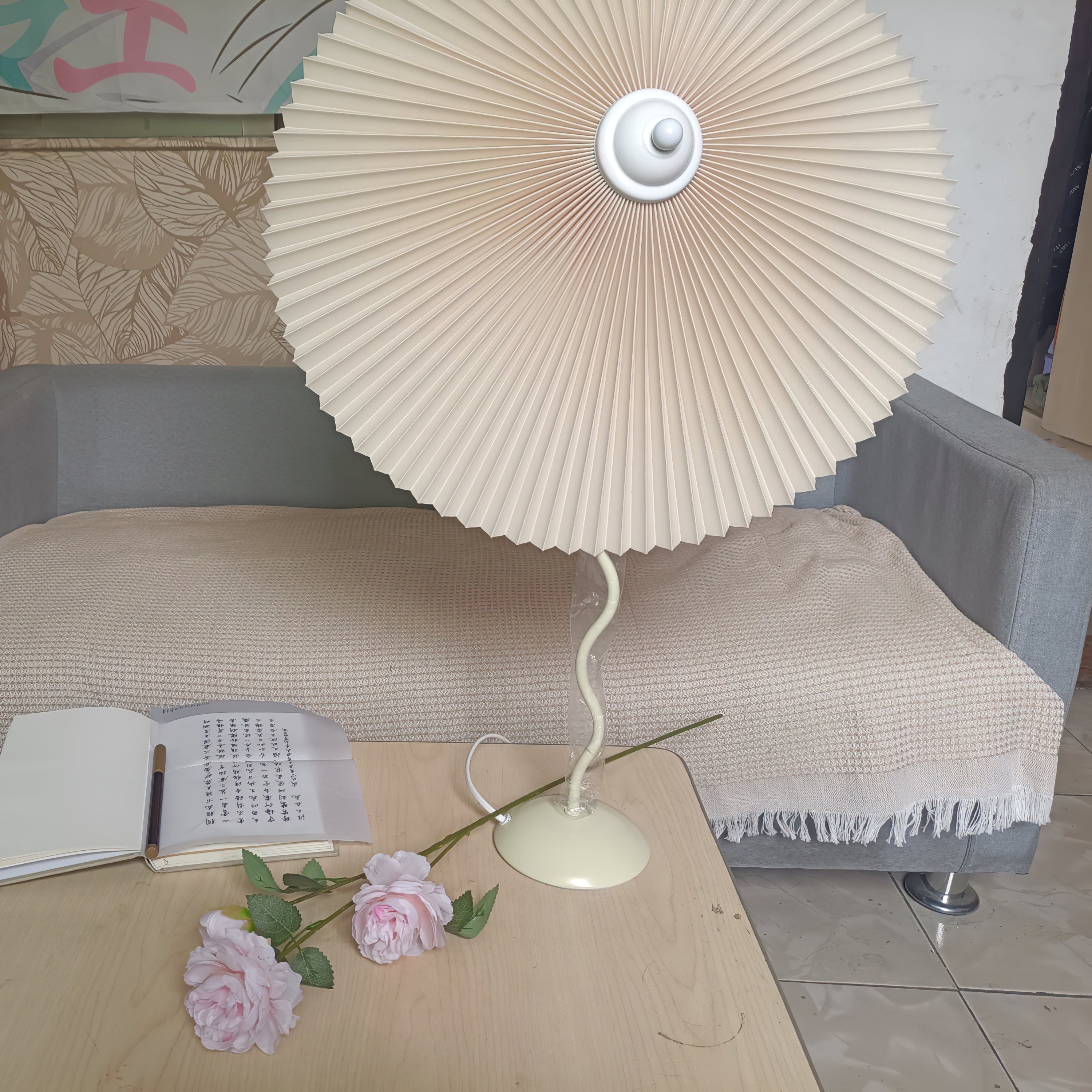 pleated-hat-table-lamp-anzaz--56