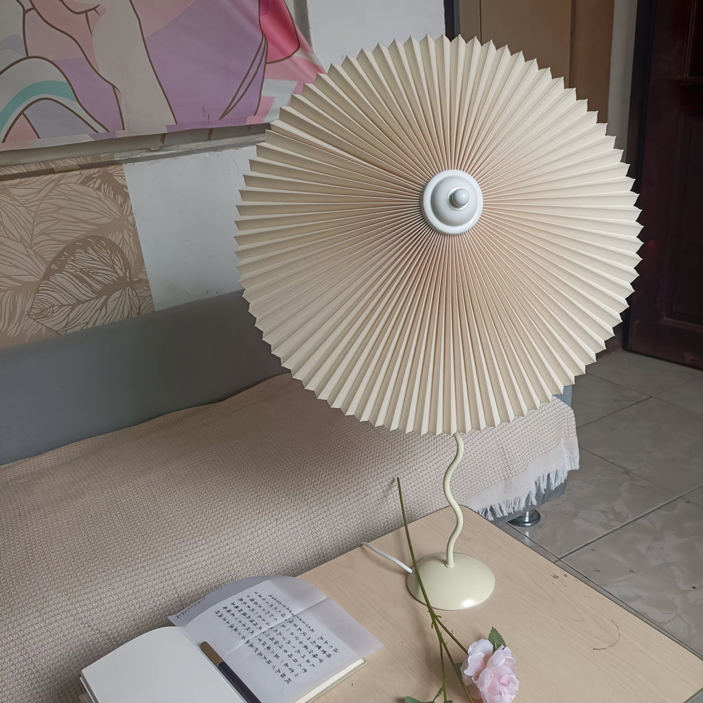 pleated-hat-table-lamp-anzaz--59