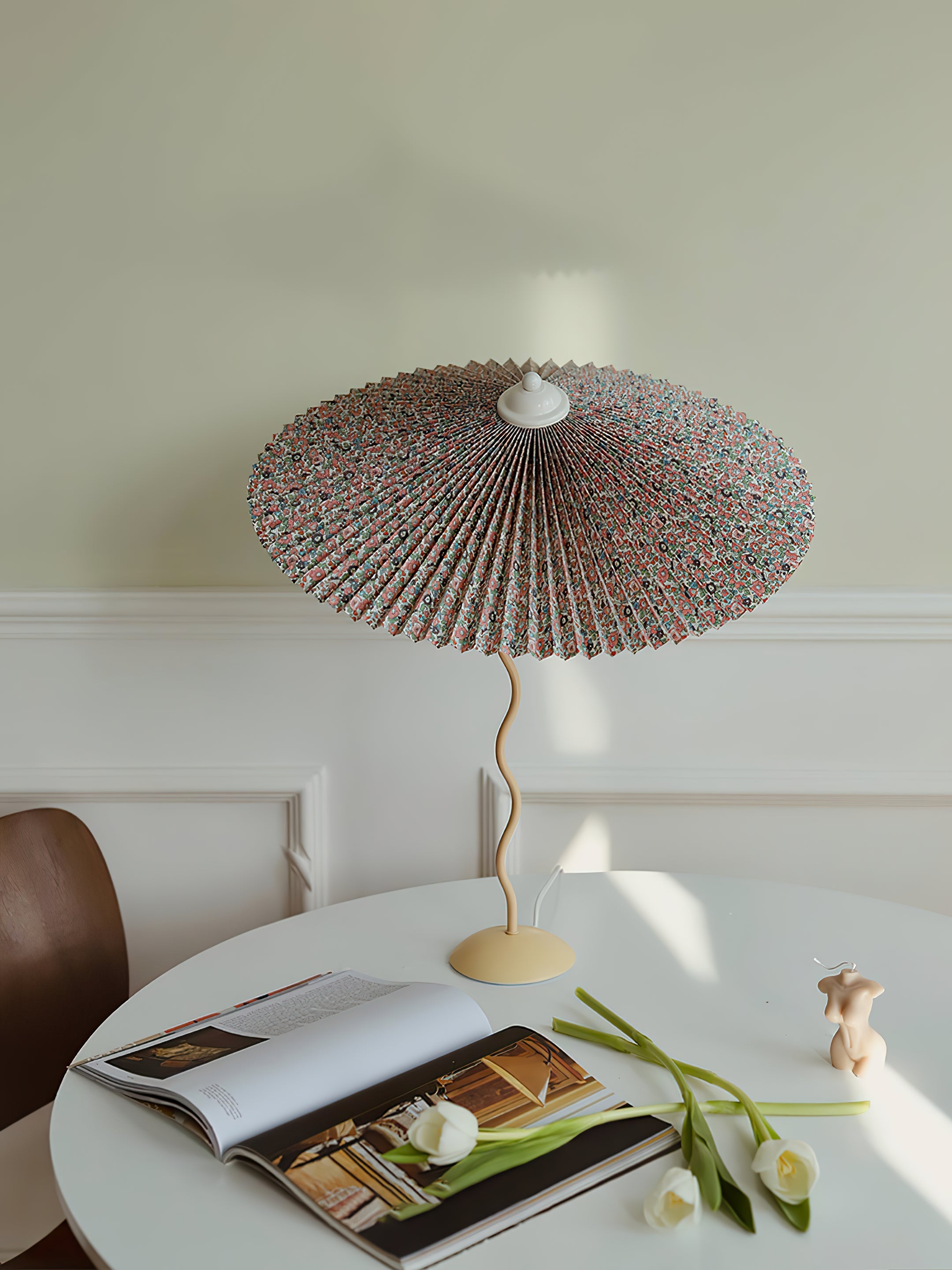 pleated-hat-table-lamp-anzaz--62