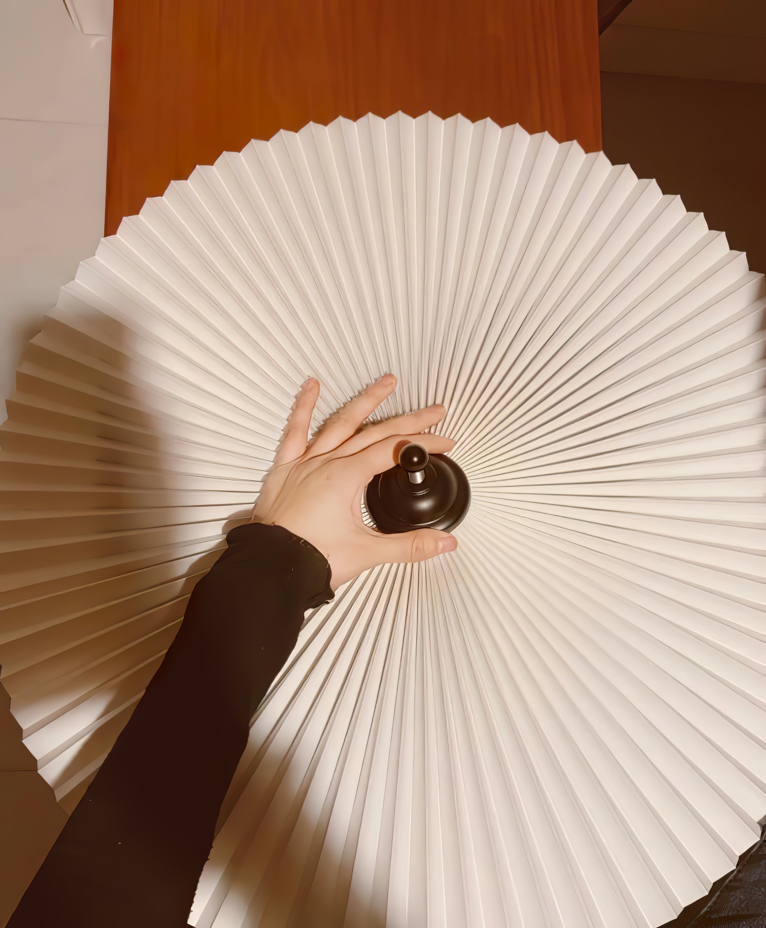 pleated-hat-table-lamp-anzaz--65