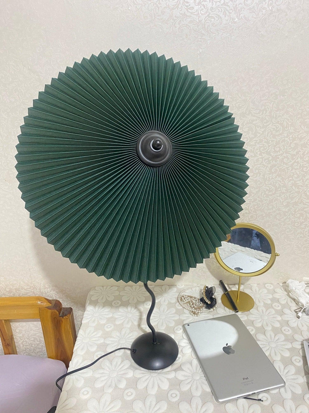 pleated-hat-table-lamp-anzaz--45