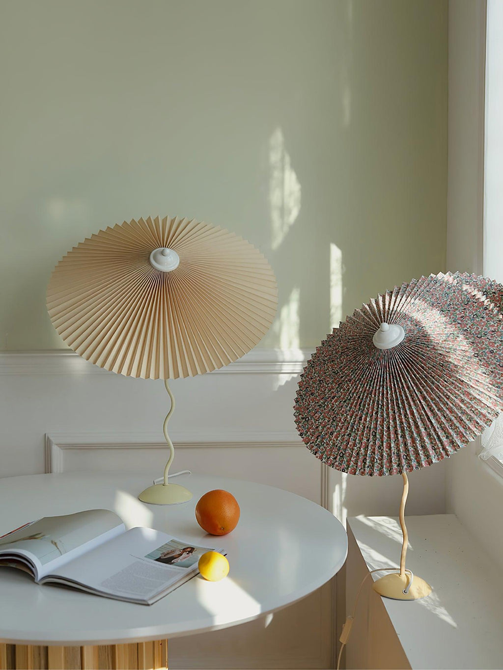 pleated-hat-table-lamp-anzaz--46