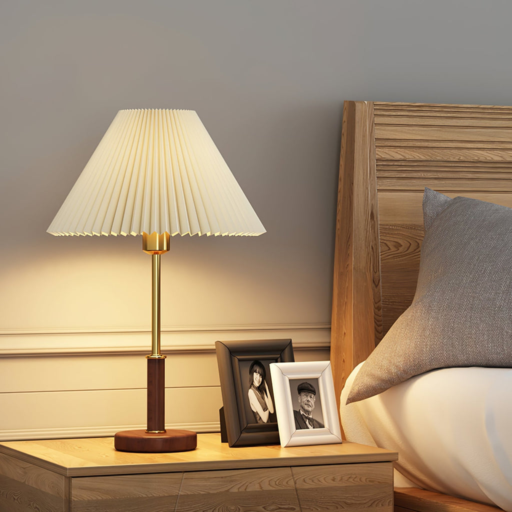 pleated-walnut-table-lamp-anzaz--15