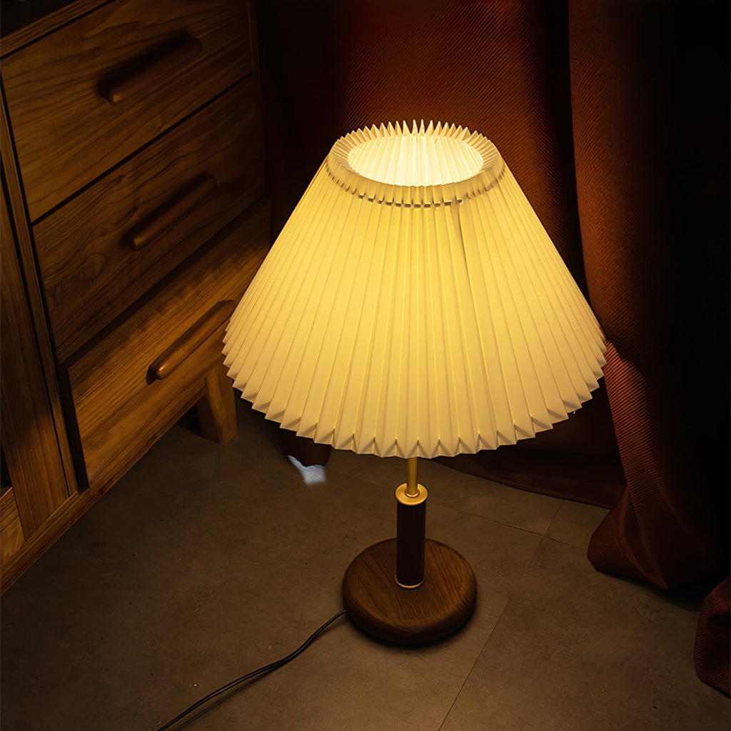 pleated-walnut-table-lamp-anzaz--22