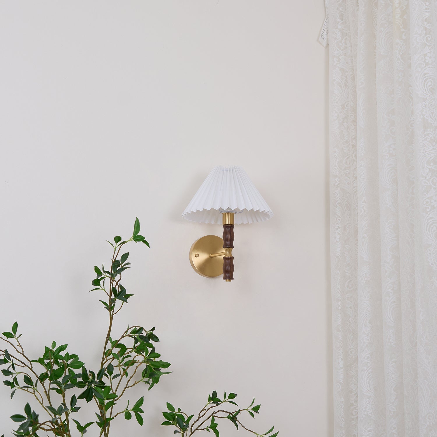pleated-walnut-wall-light-anzaz--37
