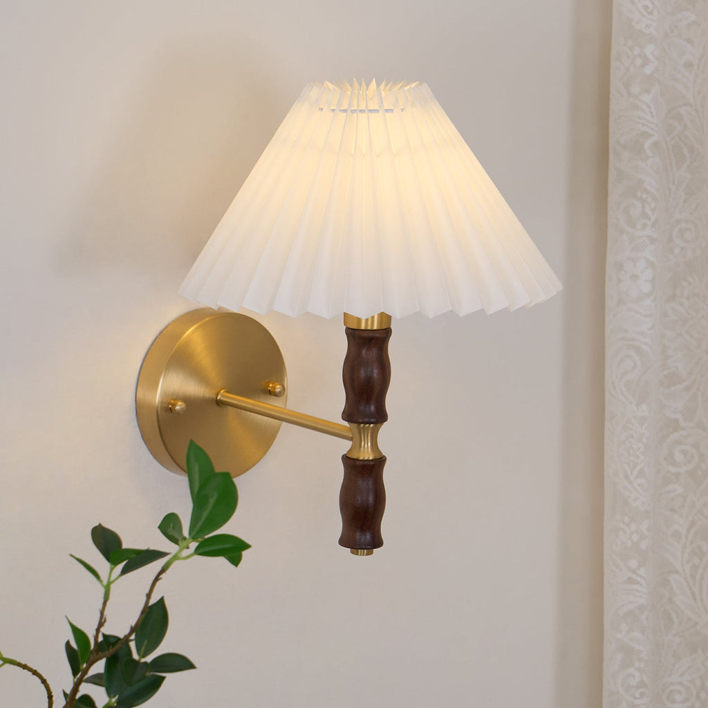 pleated-walnut-wall-light-anzaz--9