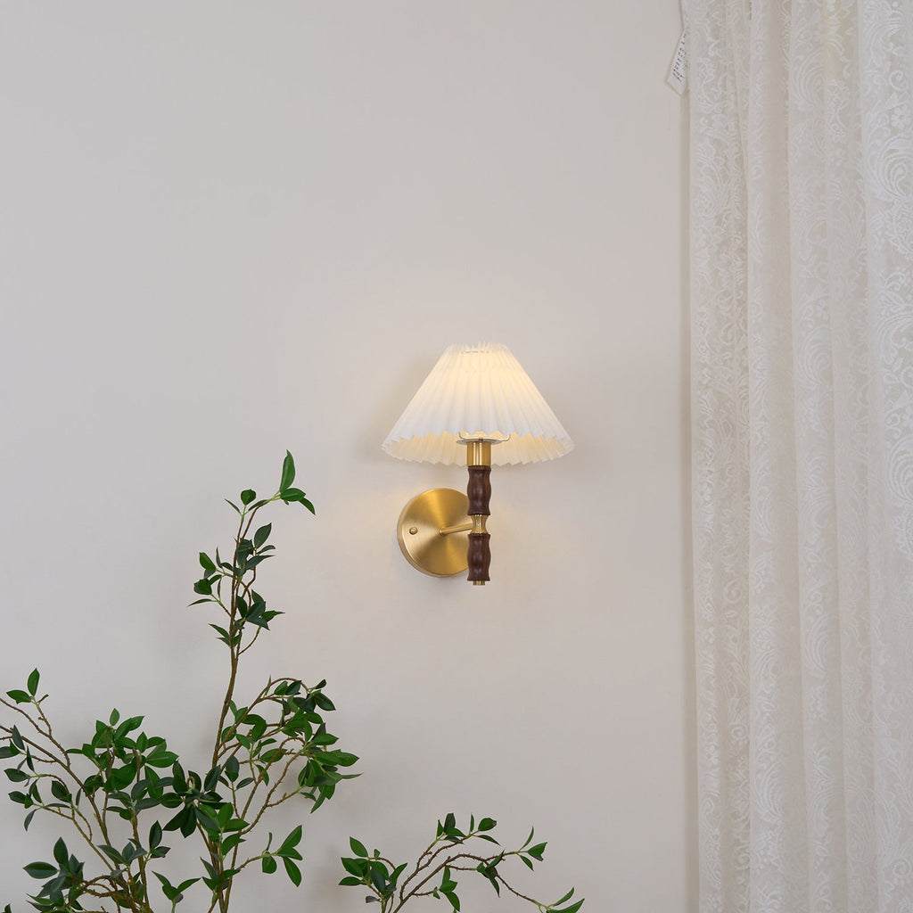 pleated-walnut-wall-light-anzaz--36
