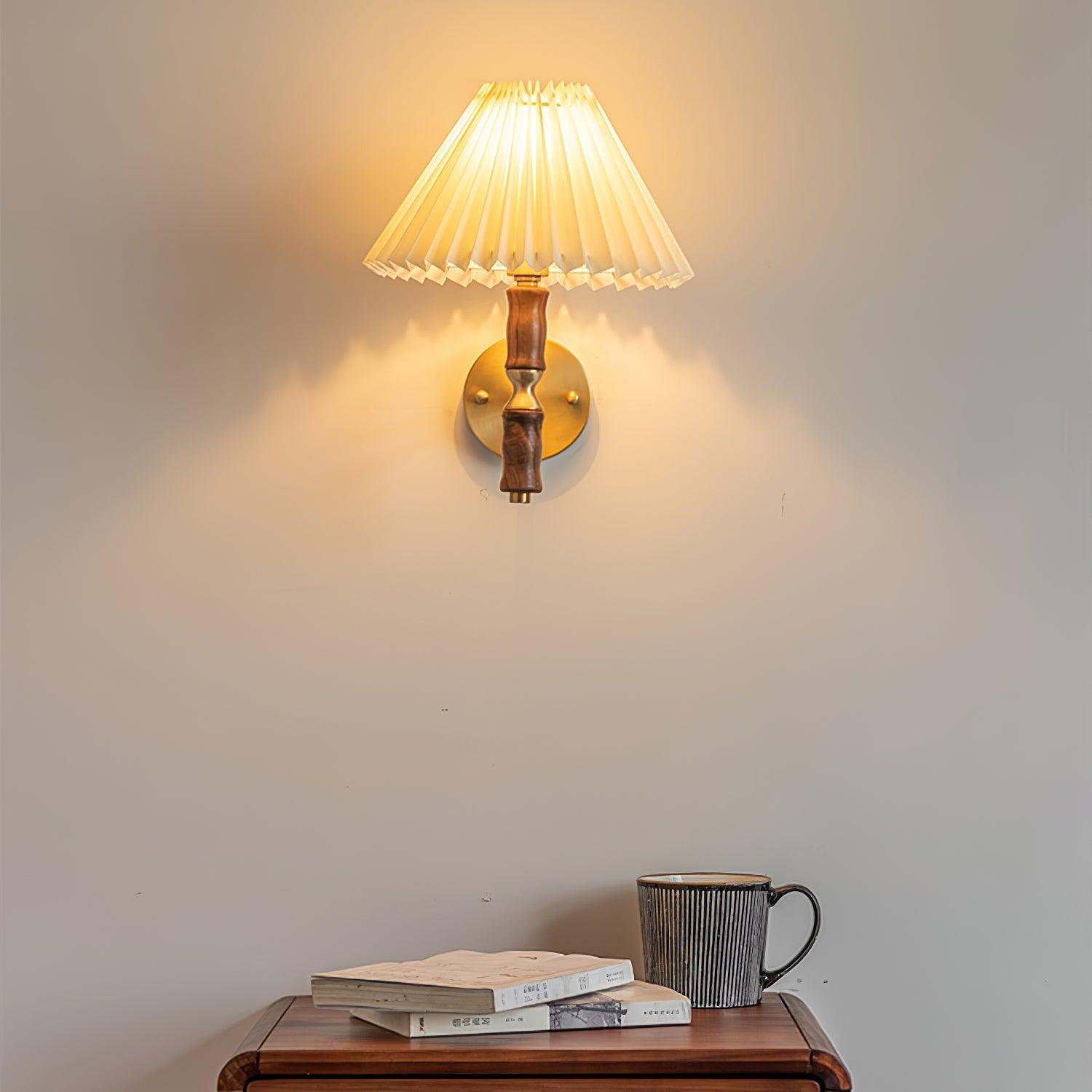 pleated-walnut-wall-light-anzaz--15