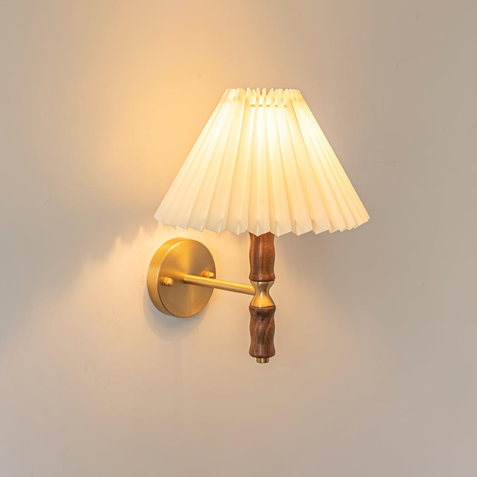 pleated-walnut-wall-light-anzaz--10