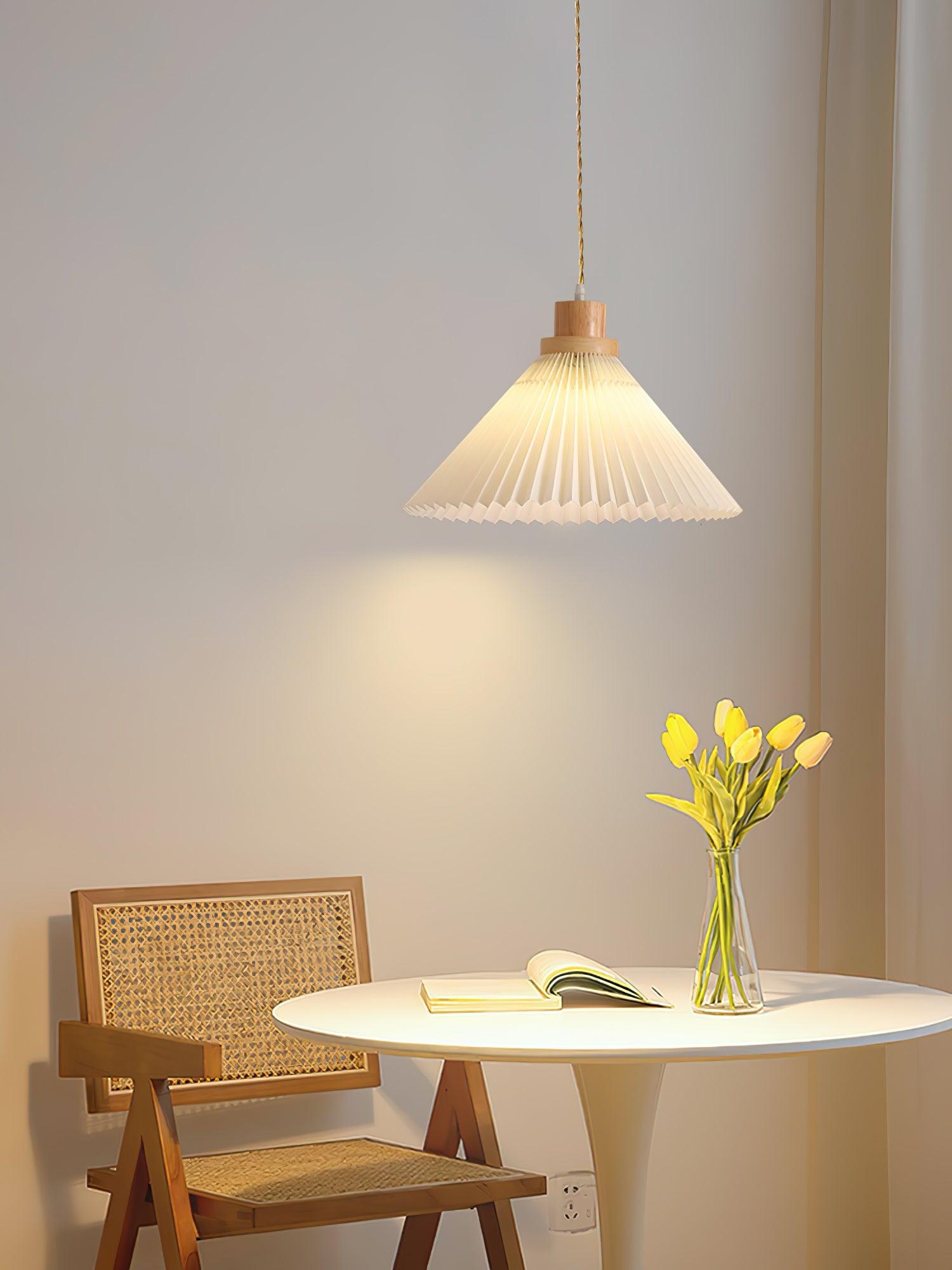 pleated-wooden-pendant-light-anzaz--31