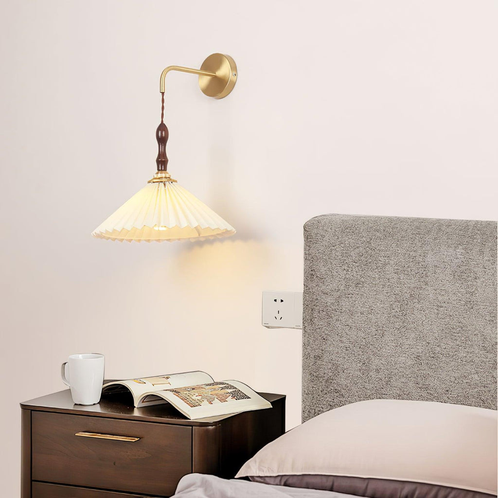 pleated-wooden-wall-lamp-anzaz--2