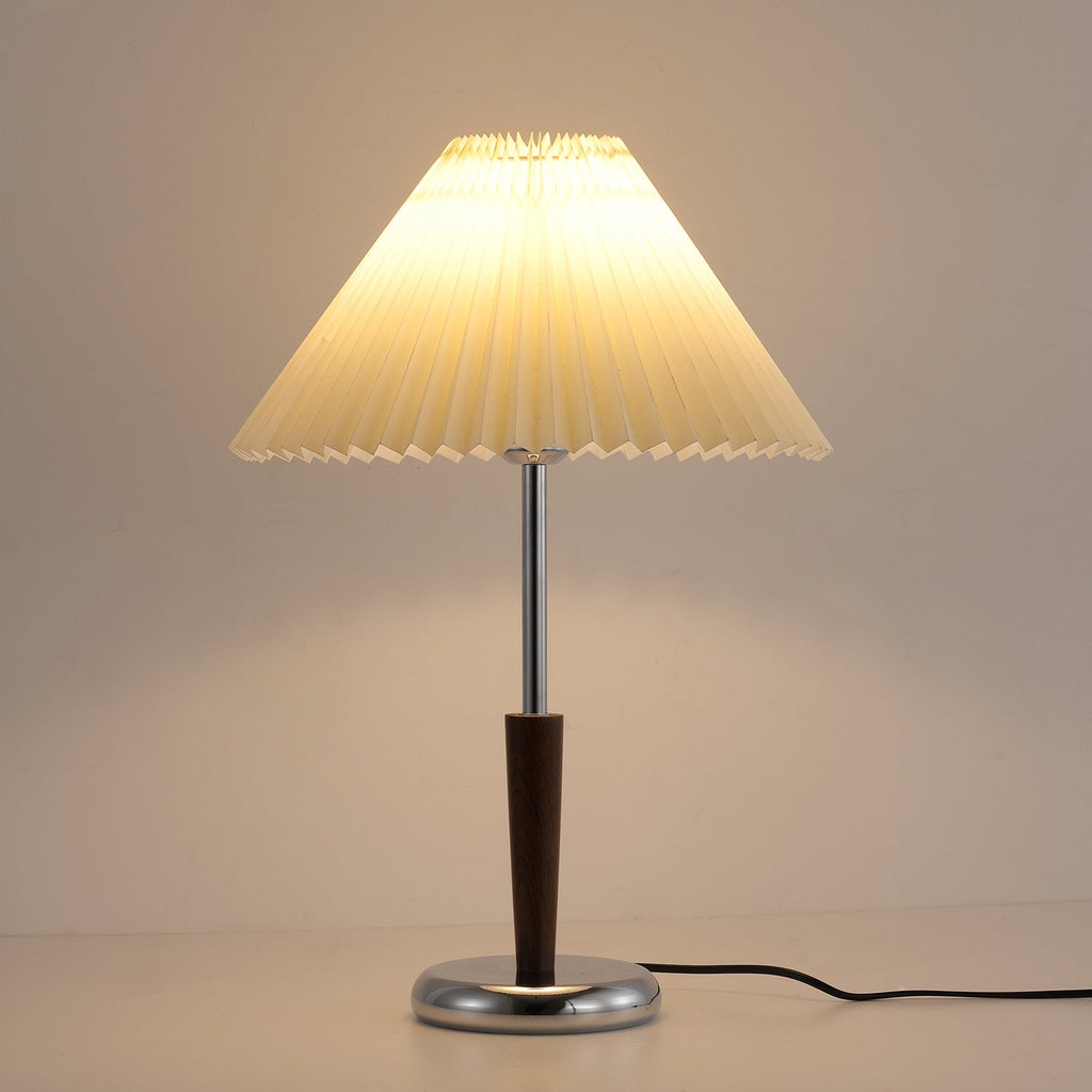 lynnea-pleated-table-lamp-anzaz--11