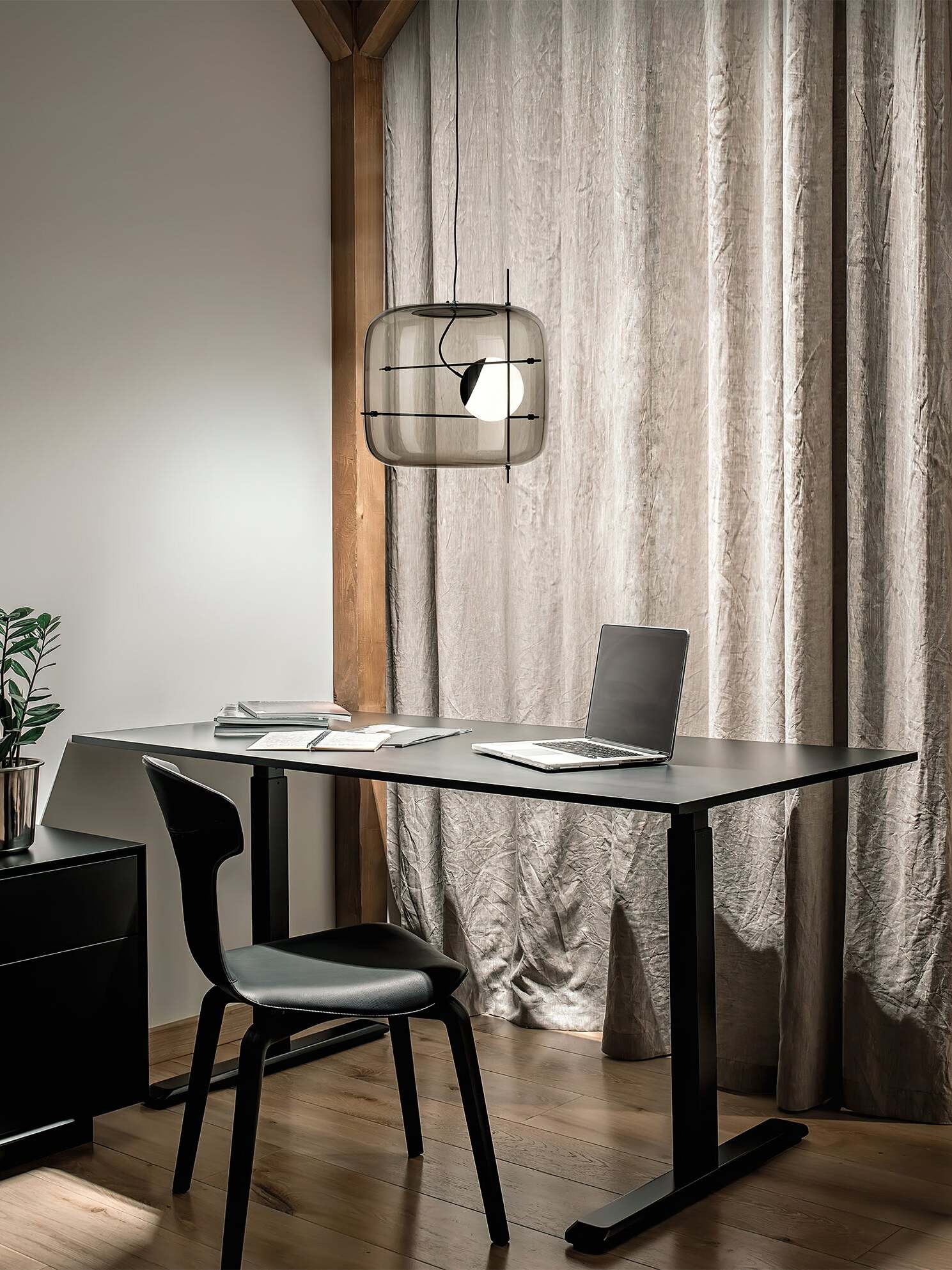 plot-glass-pendant-light-anzaz--12