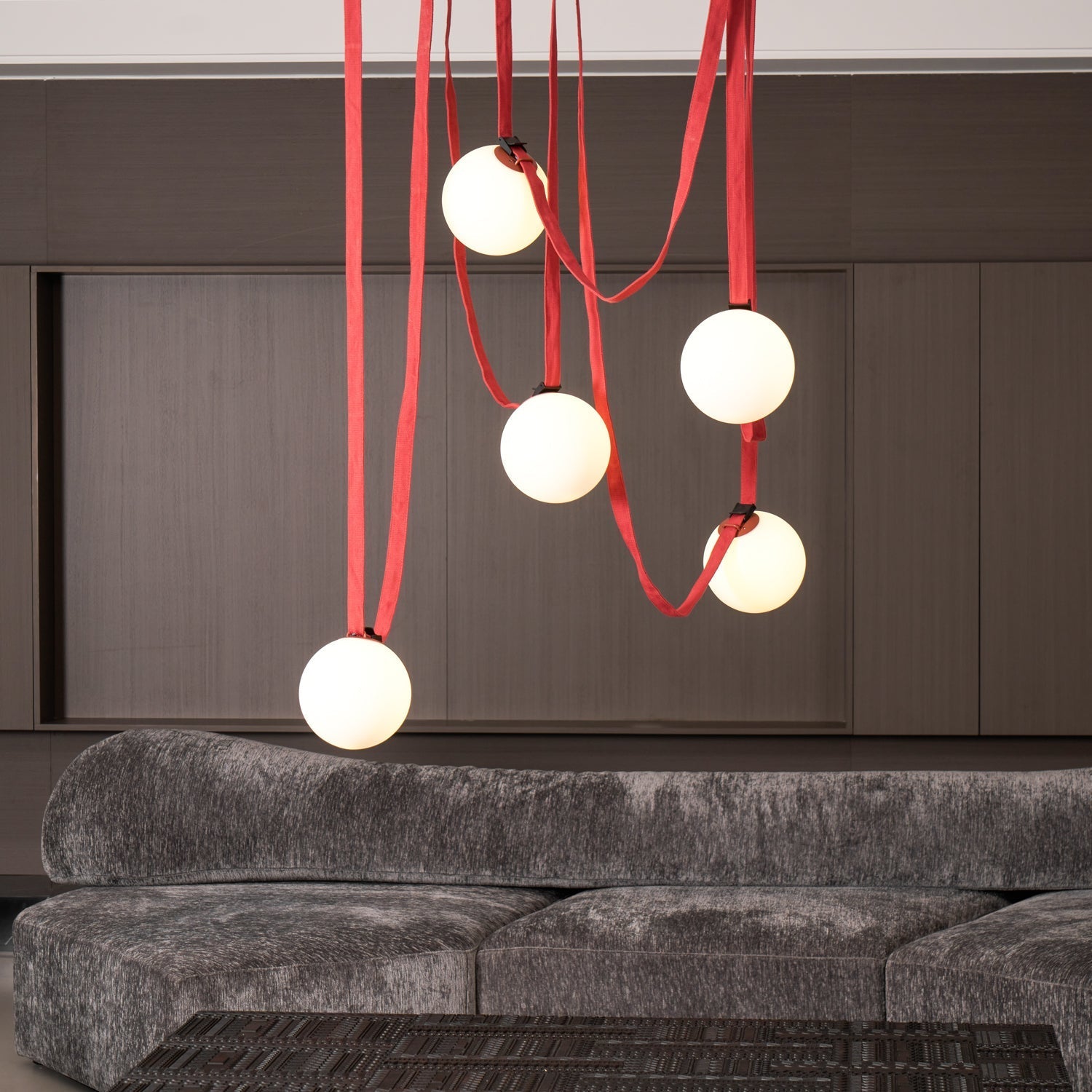 multiple-belt-art-pendant-light-anzaz--48