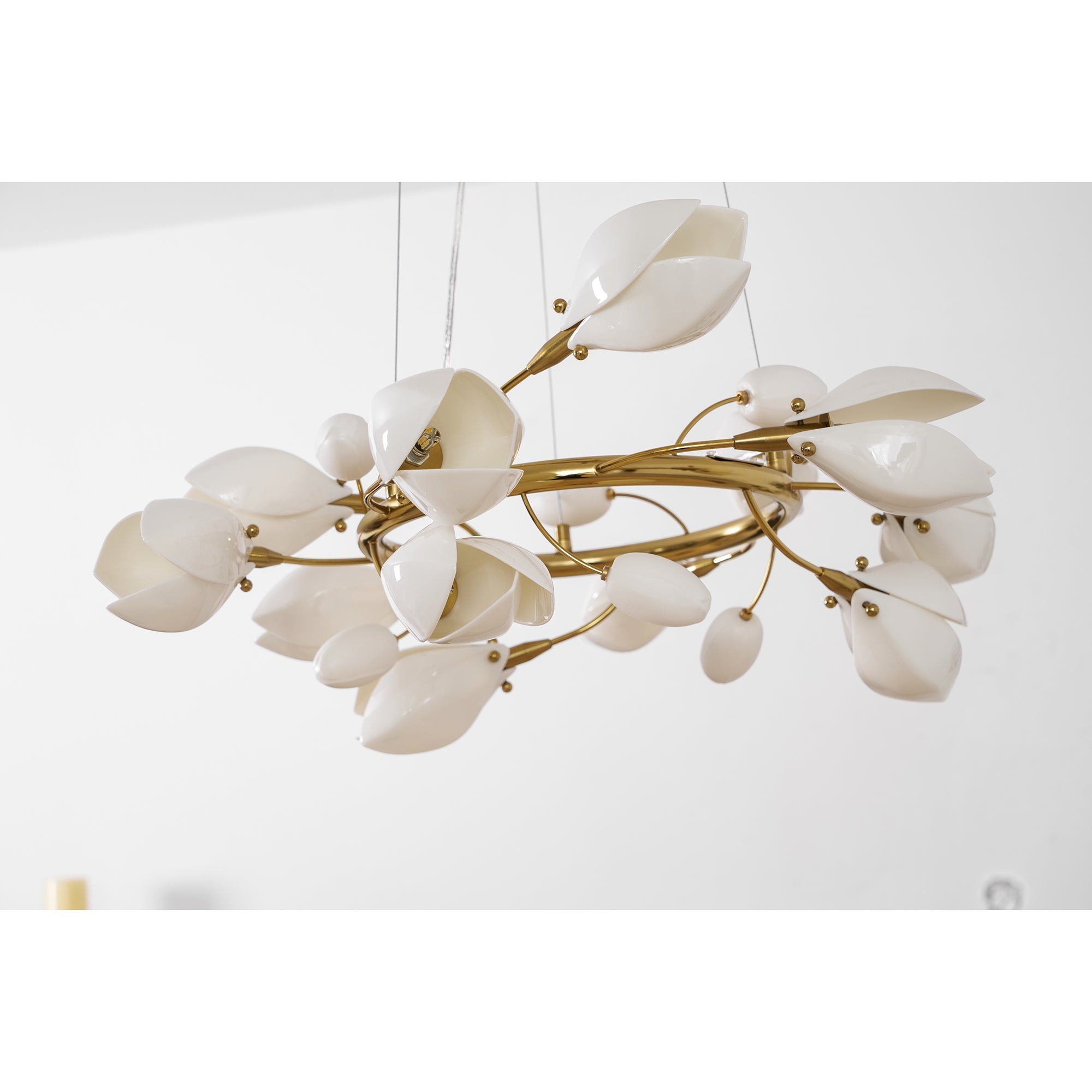 porcelain-magnolia-chandelier-anzaz--42