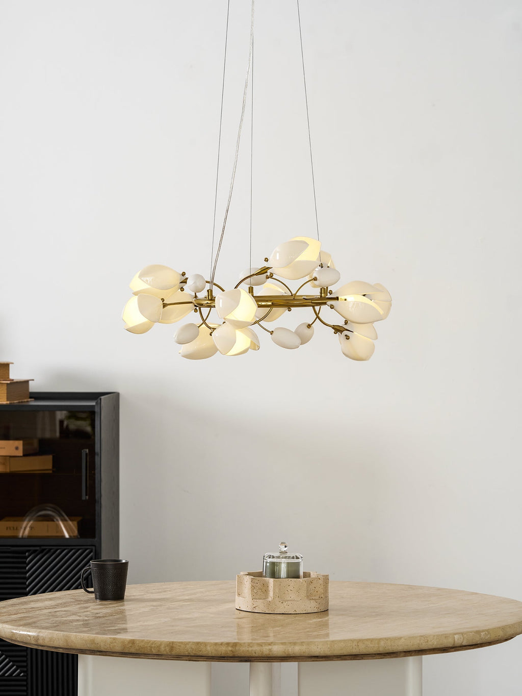 porcelain-magnolia-chandelier-anzaz--32