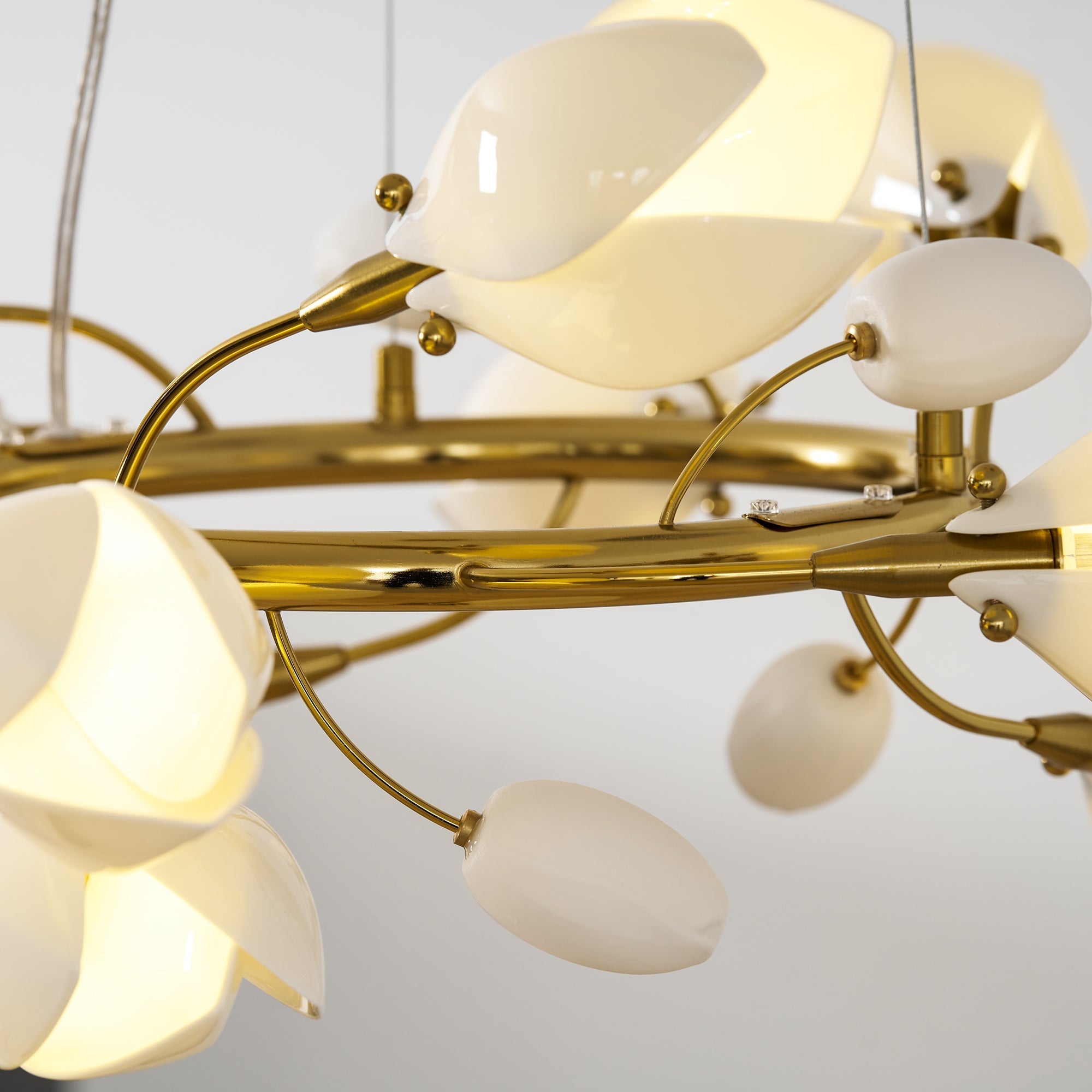porcelain-magnolia-chandelier-anzaz--36