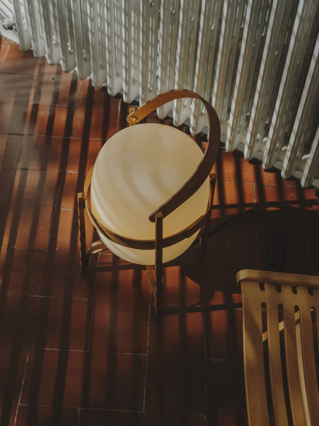 portable-lantern-glass-table-lamp-anzaz--28
