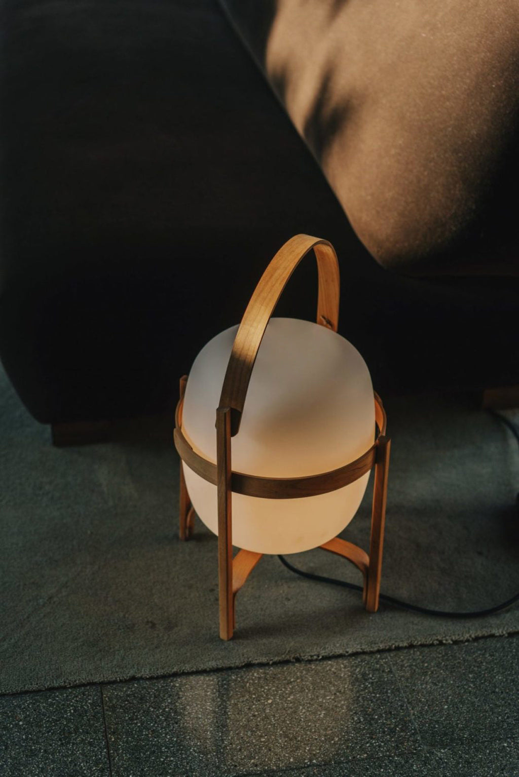 portable-lantern-glass-table-lamp-anzaz-Walnut wood-23