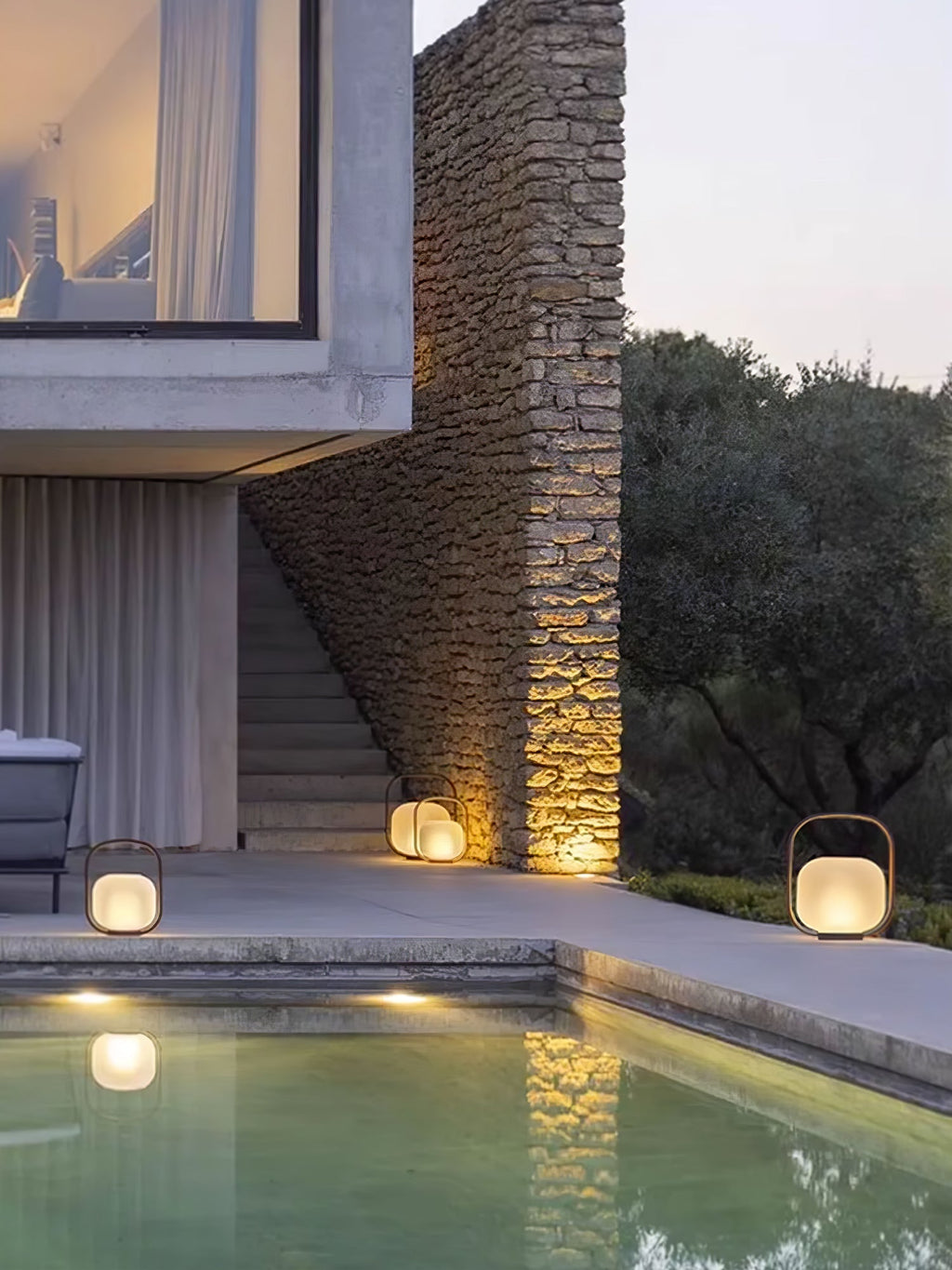 portable-lantern-outdoor-table-lamp-with-solar-panel-anzaz--43