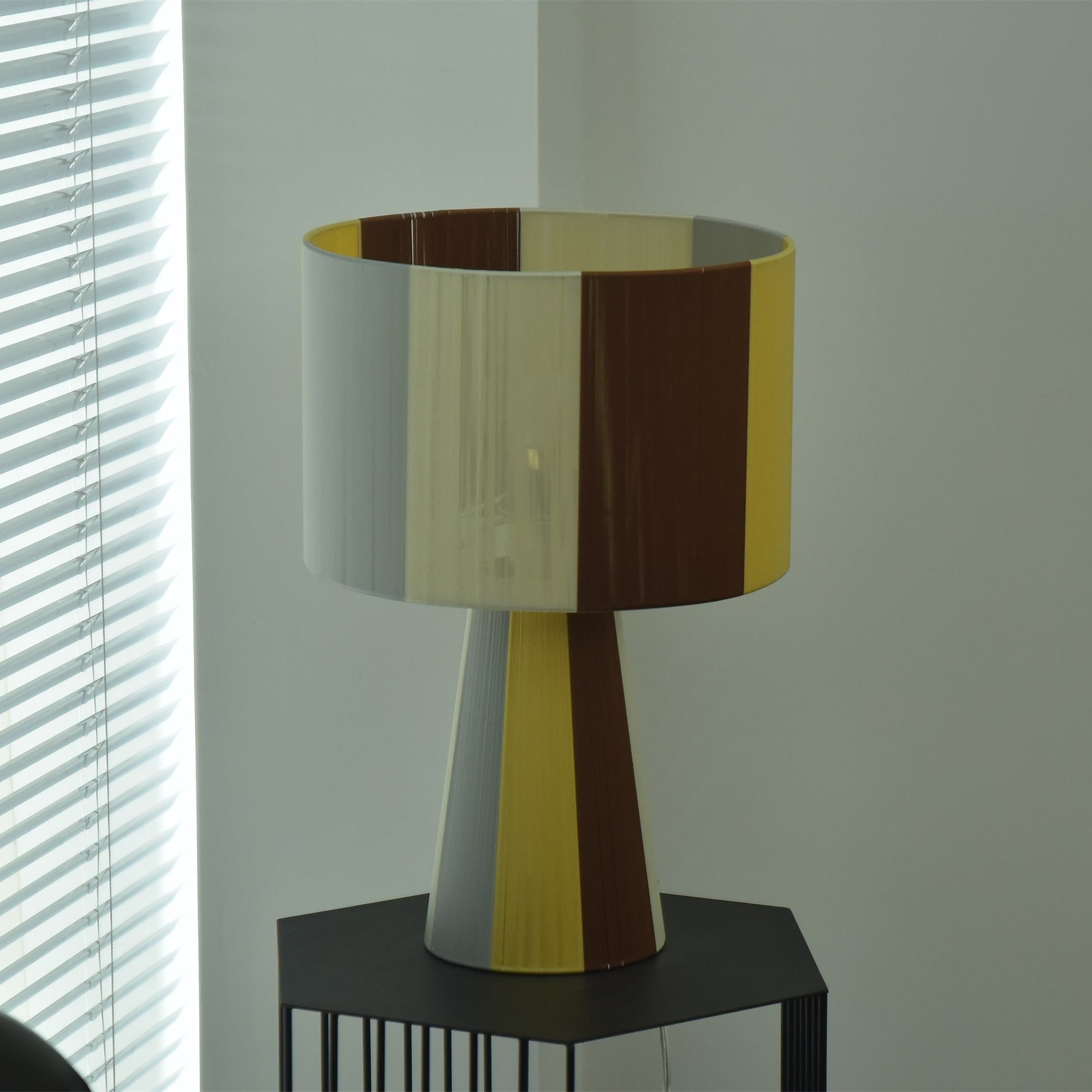 prisma-fabric-table-lamp-anzaz--9